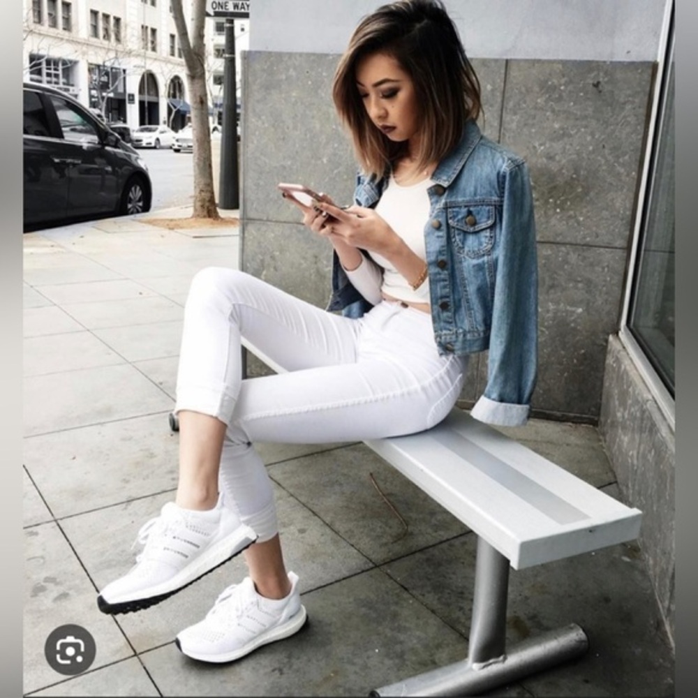 Adidas Ultraboost Tennis Shoe White​​​​